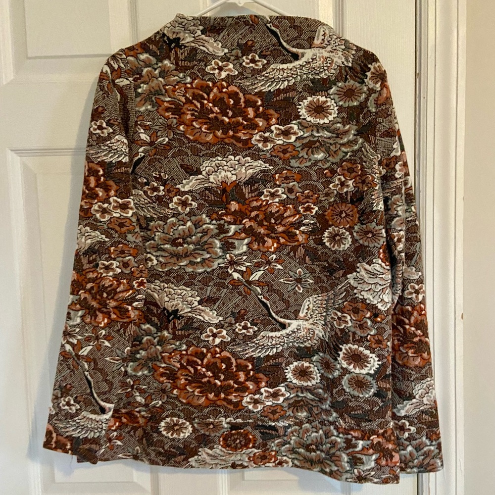 BAR patterned sweater, size medium